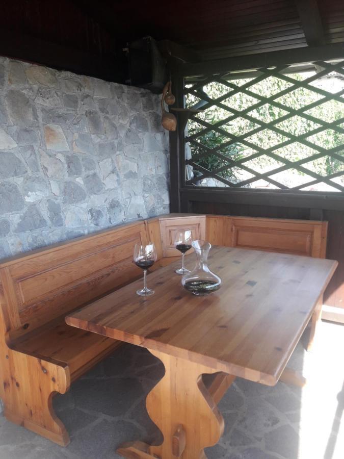 Apartma Oddih Dutovlje Экстерьер фото