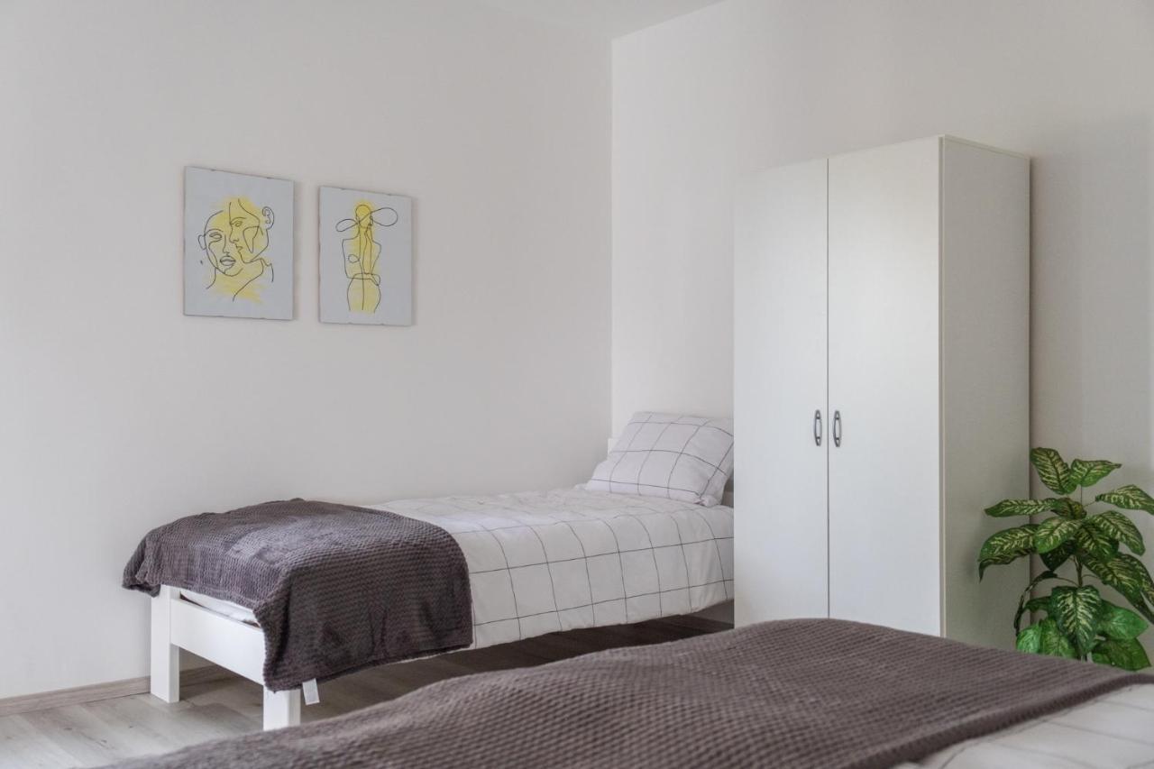 Apartma Oddih Dutovlje Экстерьер фото