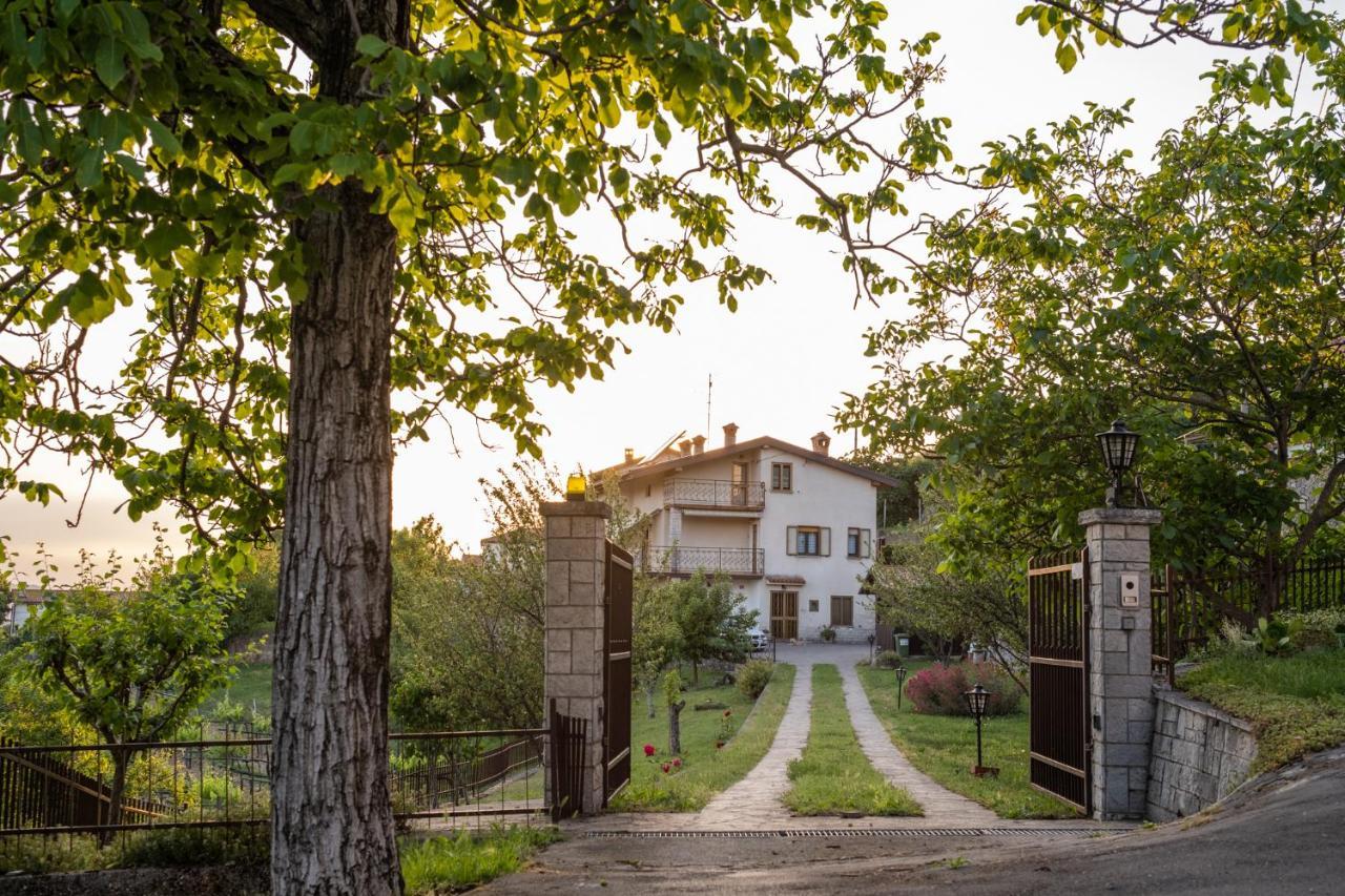 Apartma Oddih Dutovlje Экстерьер фото